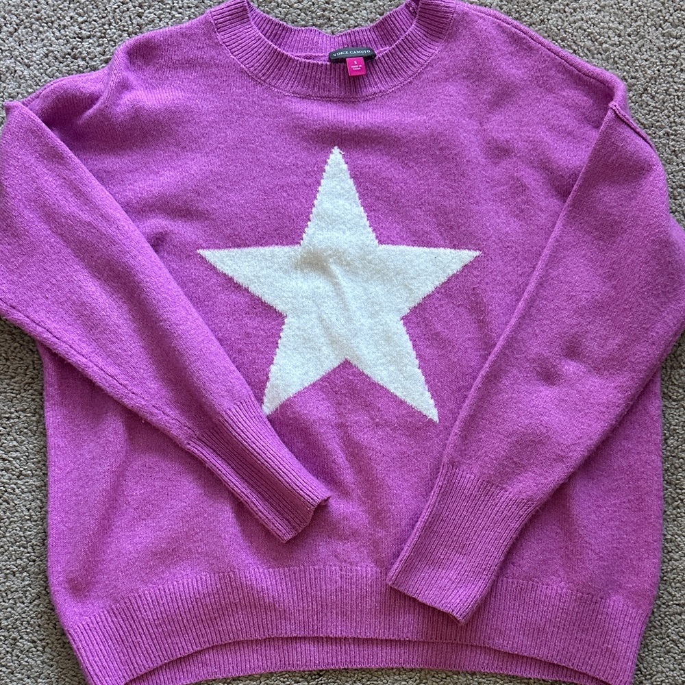 Vince Camuto Magenta Sweater with White Star